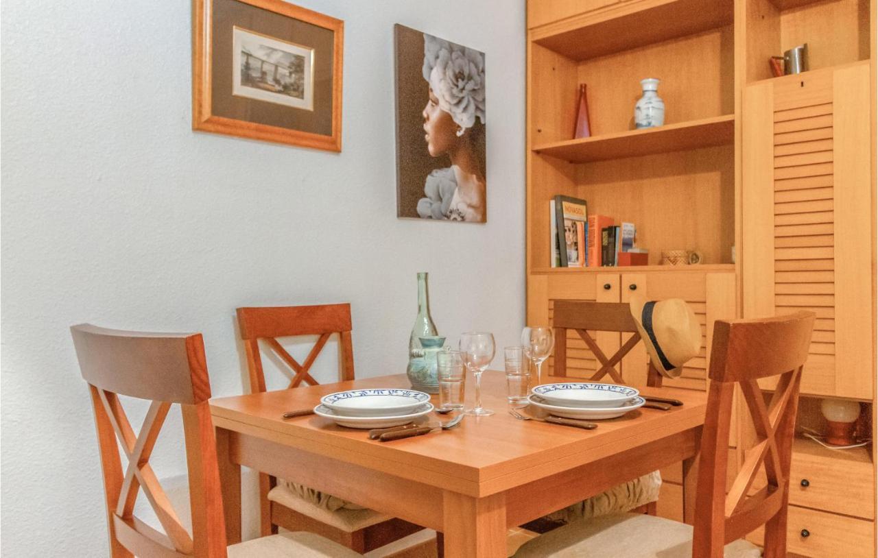 1 Bedroom Nice Apartment In Santa Pola Exterior foto